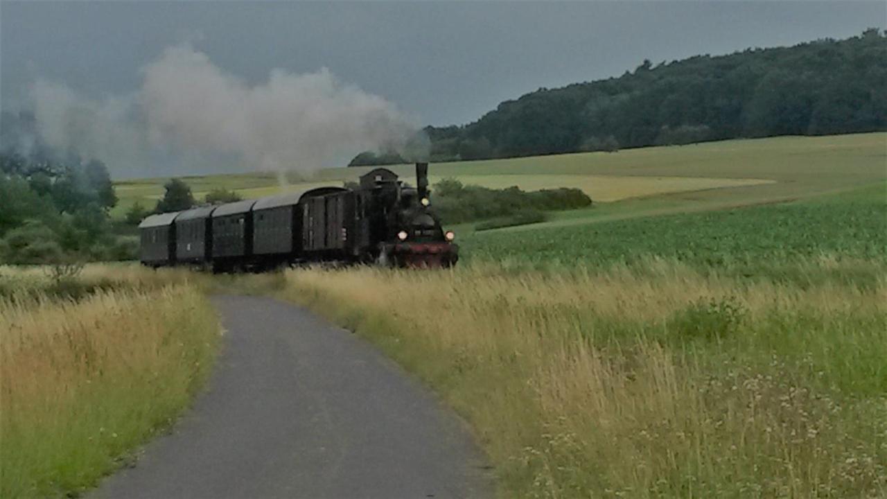 Ferienhaus Zur Kleinen Kneipe Fladungen Exteriör bild