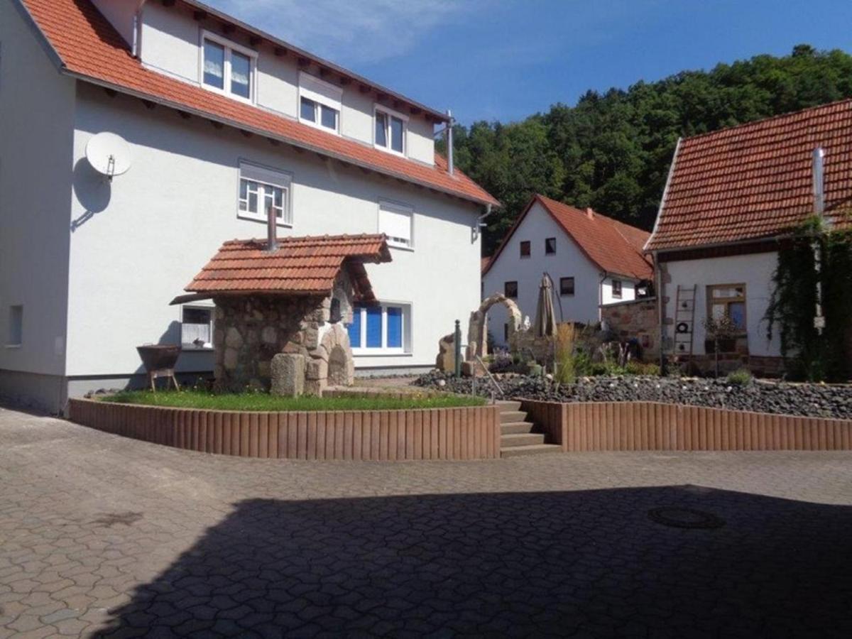 Ferienhaus Zur Kleinen Kneipe Fladungen Exteriör bild