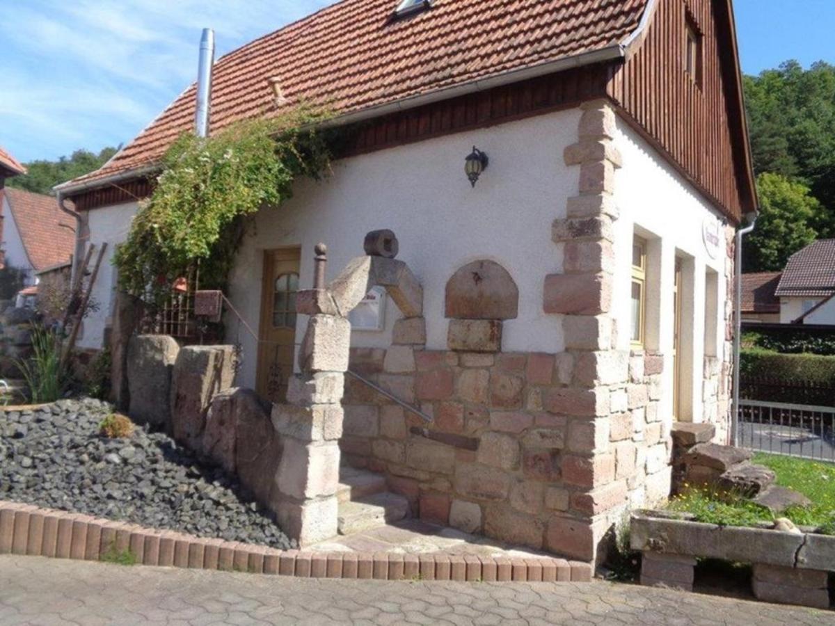 Ferienhaus Zur Kleinen Kneipe Fladungen Exteriör bild