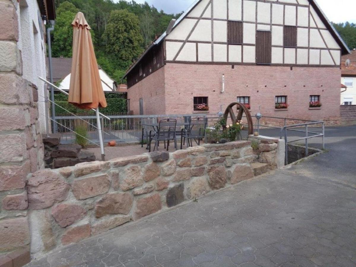 Ferienhaus Zur Kleinen Kneipe Fladungen Exteriör bild
